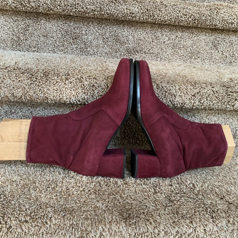 Prada Women's Burgundy Ankle Suede Boots. Size IT 39/ US 9. In very good conditi - Picture 8 of 14